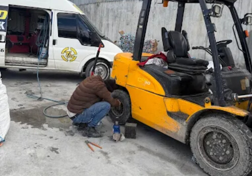 Forklift Lastik Yol Yardım